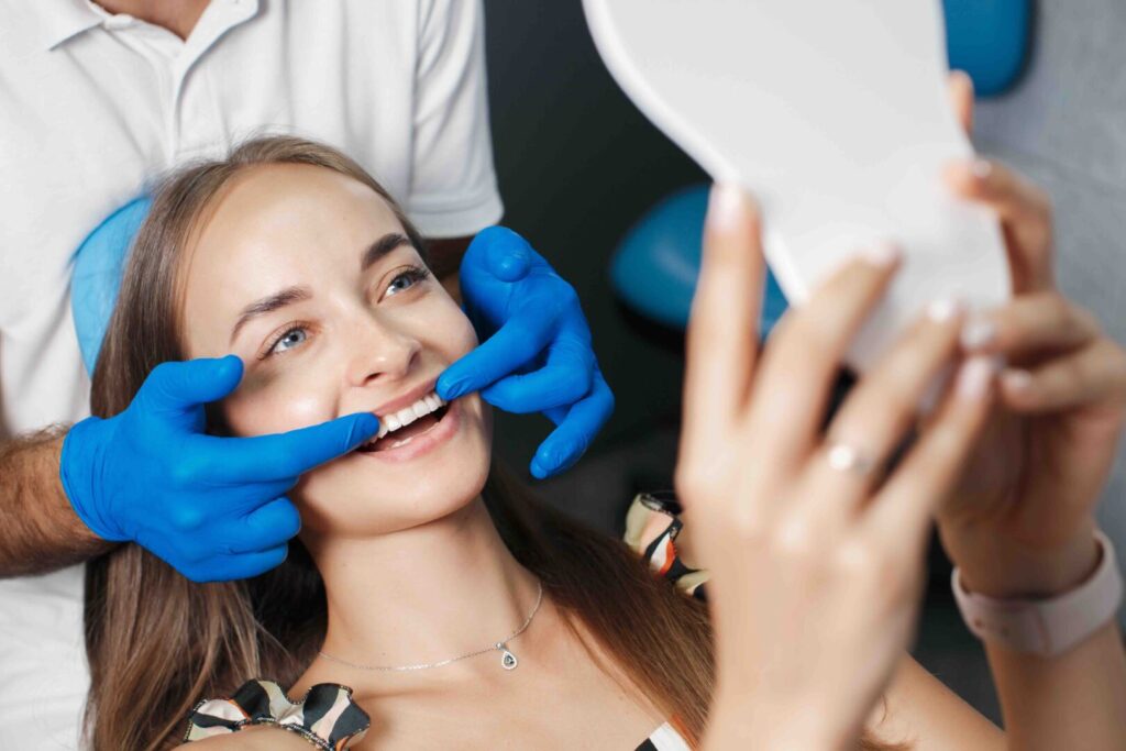 Faccette dentali per denti consumati: come recuperare forma e proporzioni del sorriso 1 faccette dentali per denti consumati